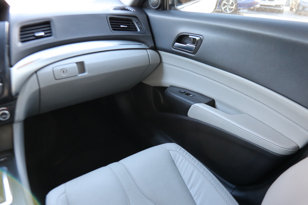 Acura ILX Sedan w/Technology Pkg 2020