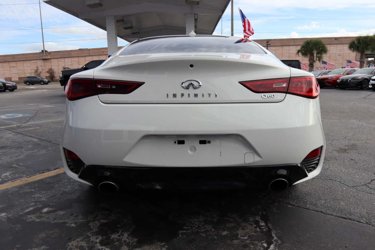 Infiniti Q60 3.0t LUXE RWD 2020