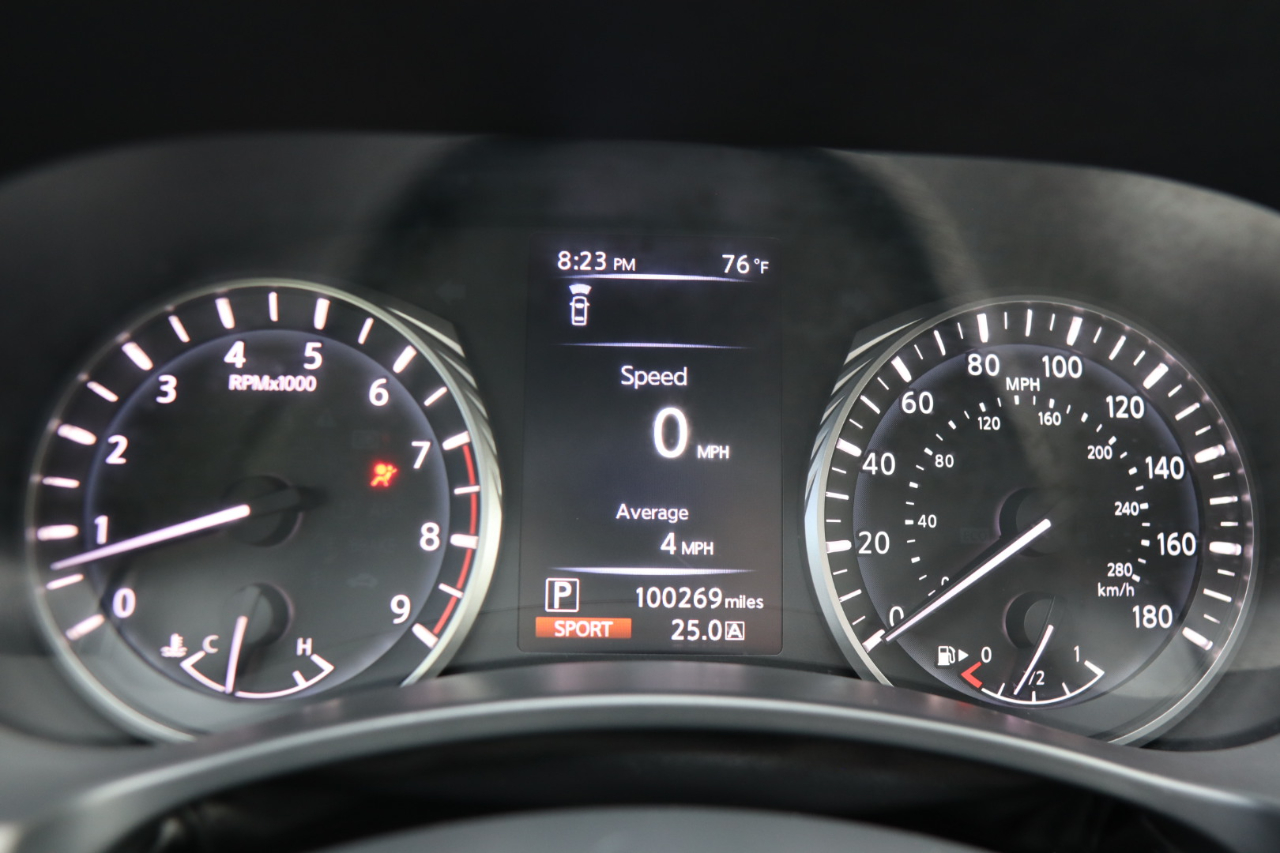 Infiniti Q60 3.0t LUXE RWD 2020