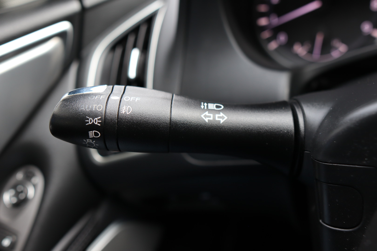 Infiniti Q60 3.0t LUXE RWD 2020