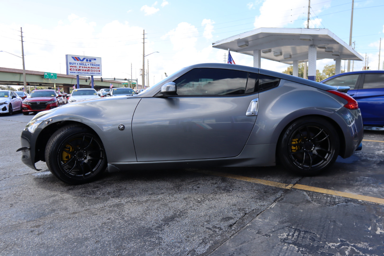 Nissan 370Z 2dr Cpe Auto 2012