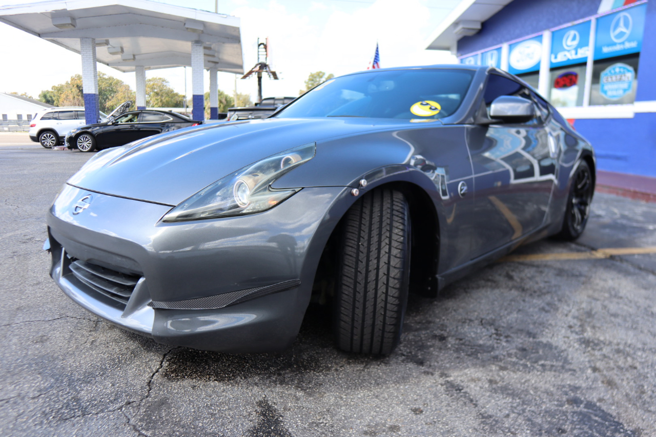 Nissan 370Z 2dr Cpe Auto 2012