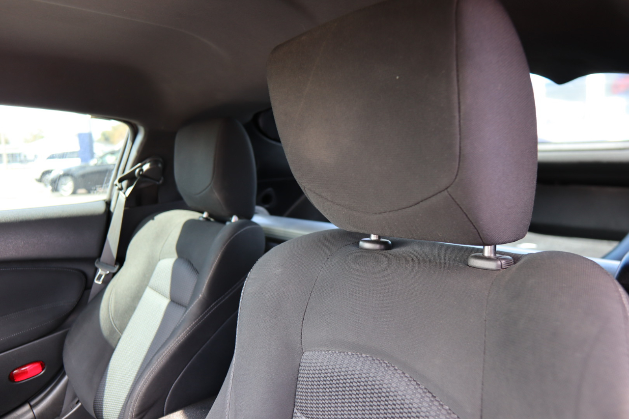 Nissan 370Z 2dr Cpe Auto 2012