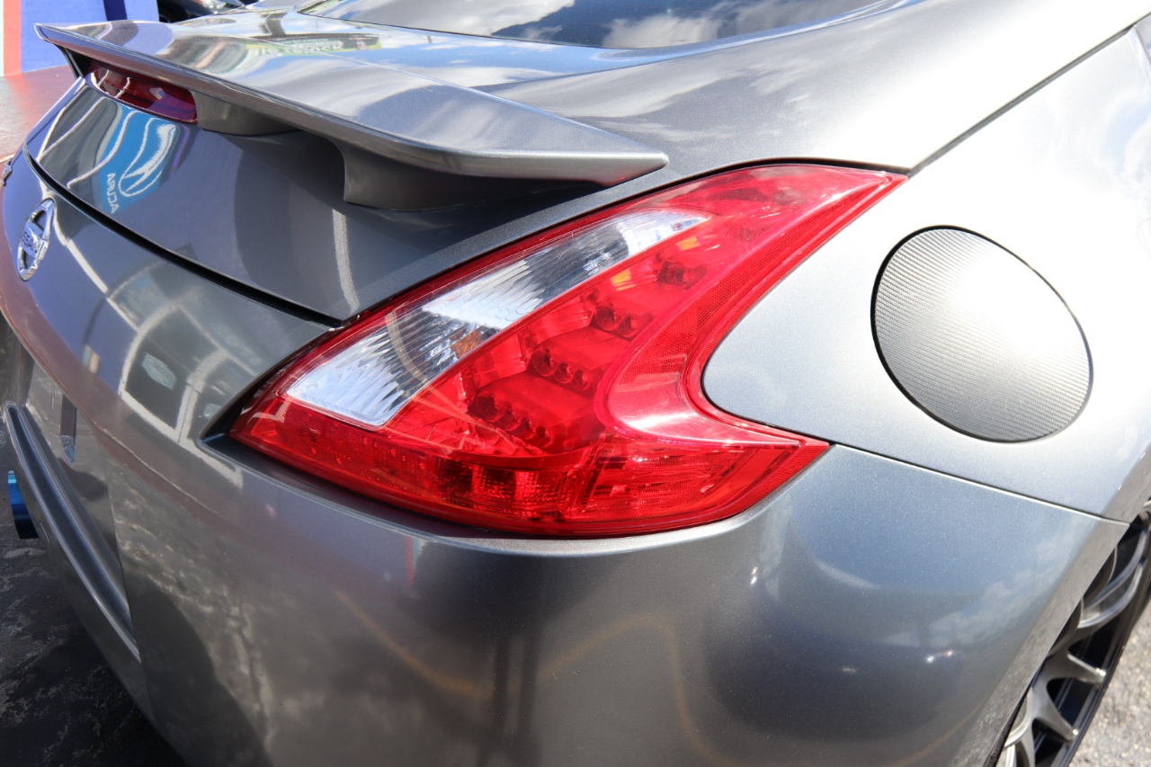 Nissan 370Z 2dr Cpe Auto 2012