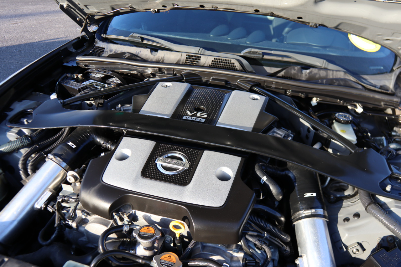 Nissan 370Z 2dr Cpe Auto 2012