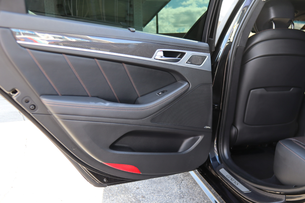 Genesis G80 3.3T Sport RWD 2018