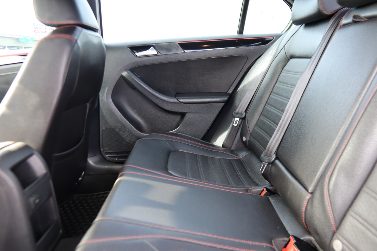 Volkswagen Jetta GLI Manual 2017