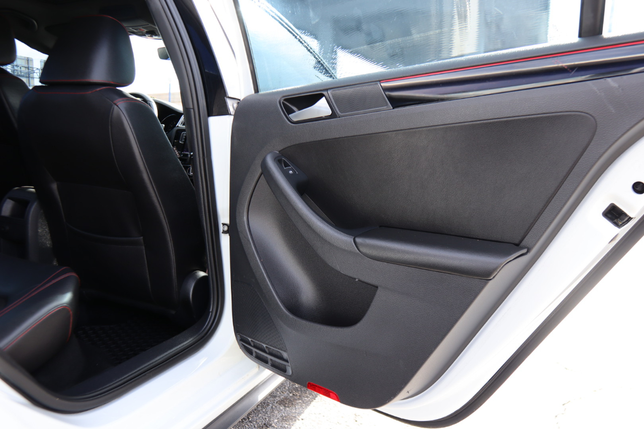 Volkswagen Jetta GLI Manual 2017