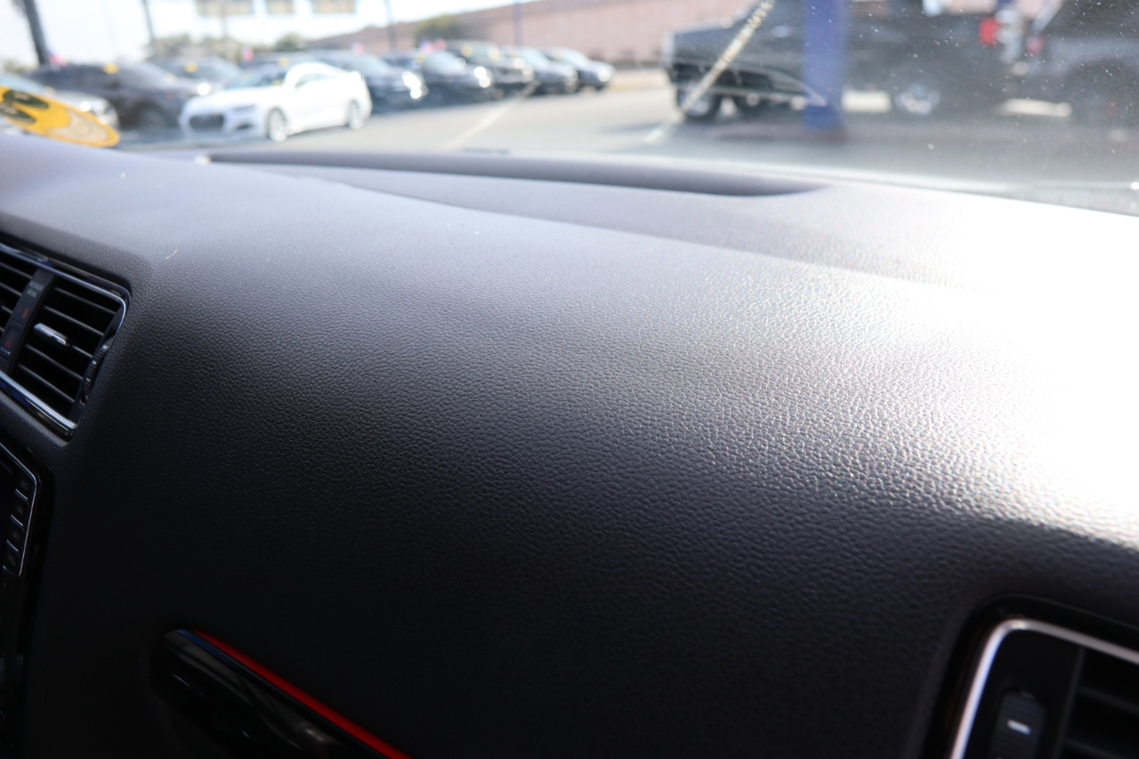 Volkswagen Jetta GLI Manual 2017