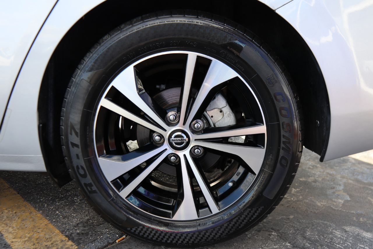 Nissan Sentra SV CVT 2020