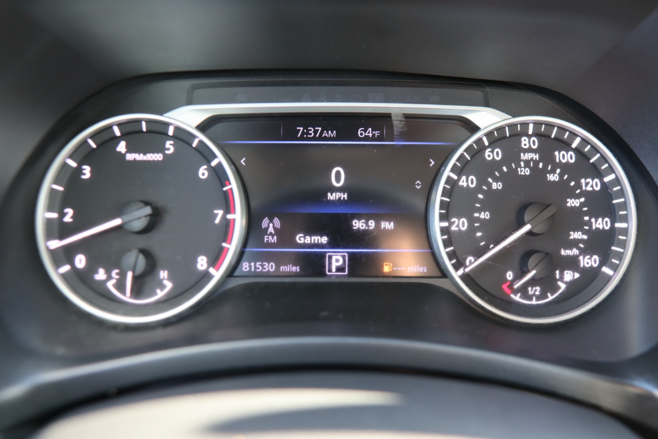 Nissan Sentra SV CVT 2020