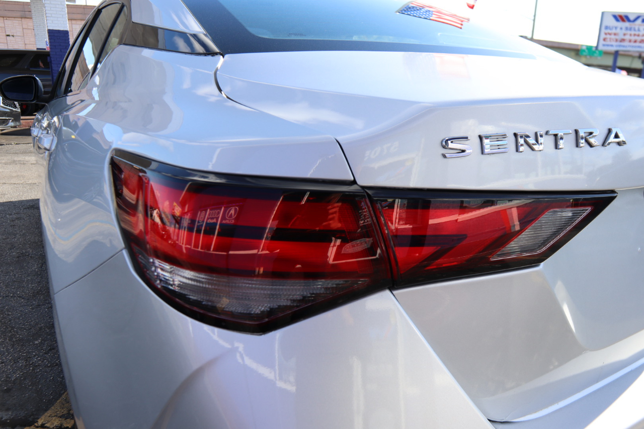 Nissan Sentra SV CVT 2020