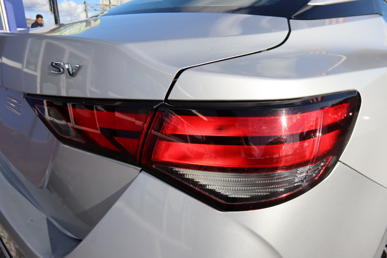 Nissan Sentra SV CVT 2020