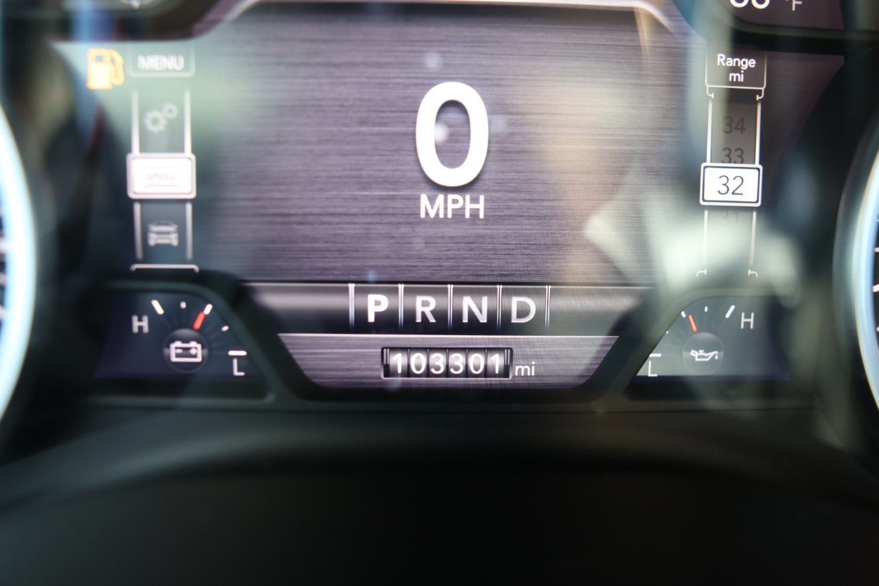 RAM 1500 Laramie 4x4 Crew Cab 5'7" Box 2019