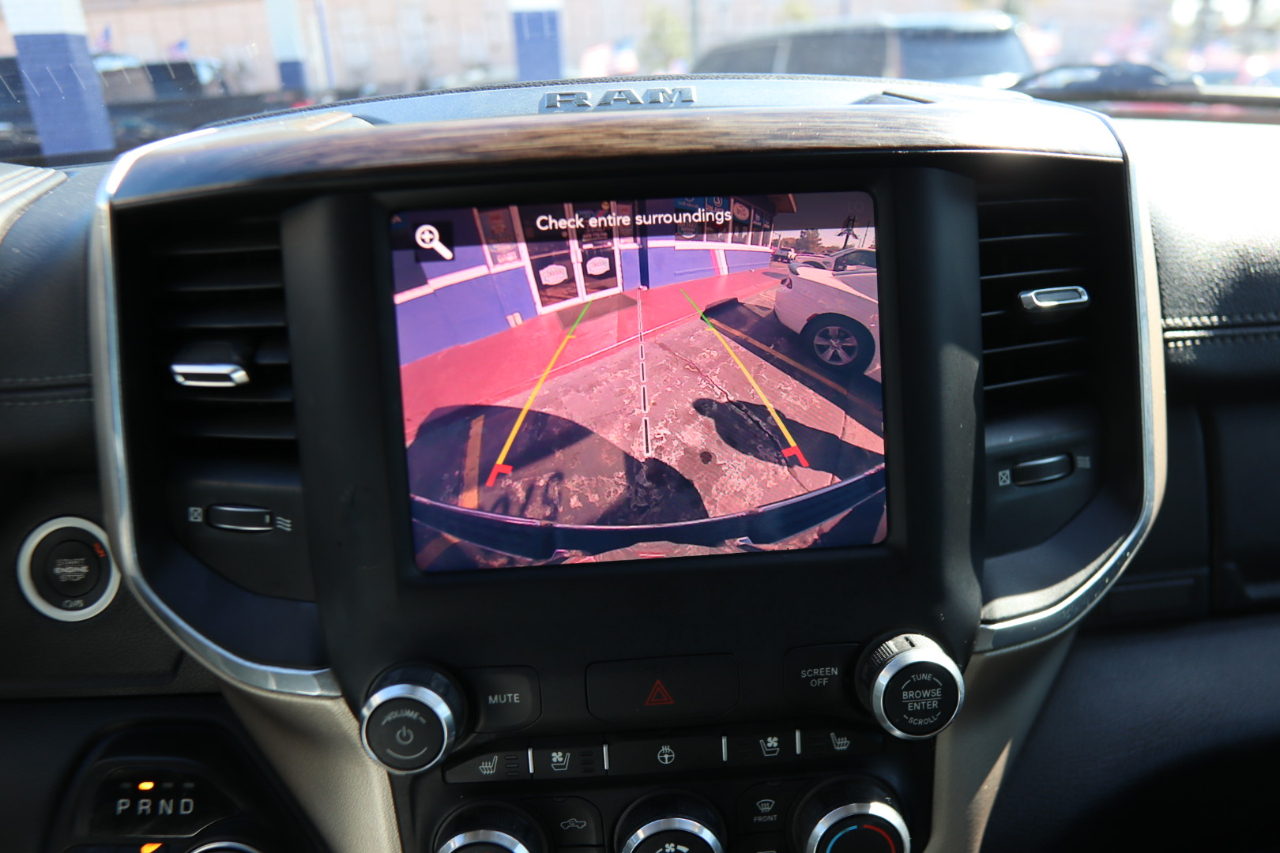 RAM 1500 Laramie 4x4 Crew Cab 5'7" Box 2019