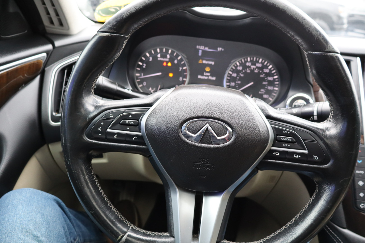 Infiniti Q50 3.0t LUXE RWD 2019