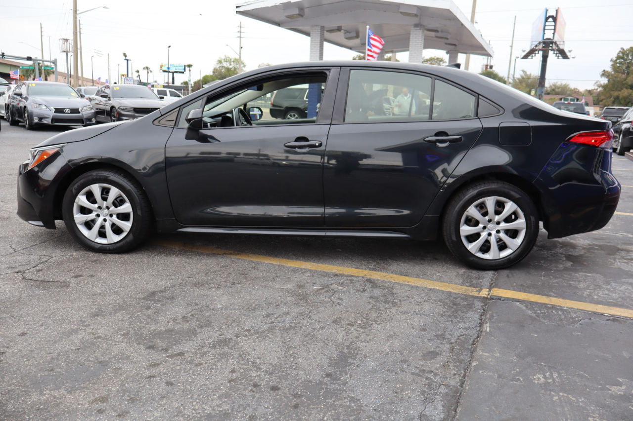 Toyota Corolla LE CVT (Natl) 2021