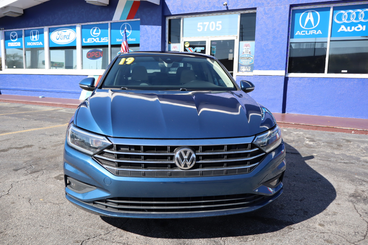 Volkswagen Jetta SEL Premium Auto w/CWP/ULEV 2019