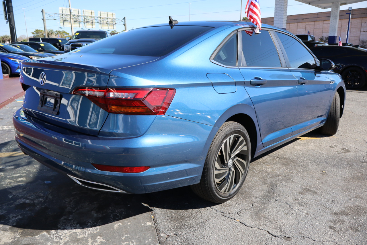 Volkswagen Jetta SEL Premium Auto w/CWP/ULEV 2019