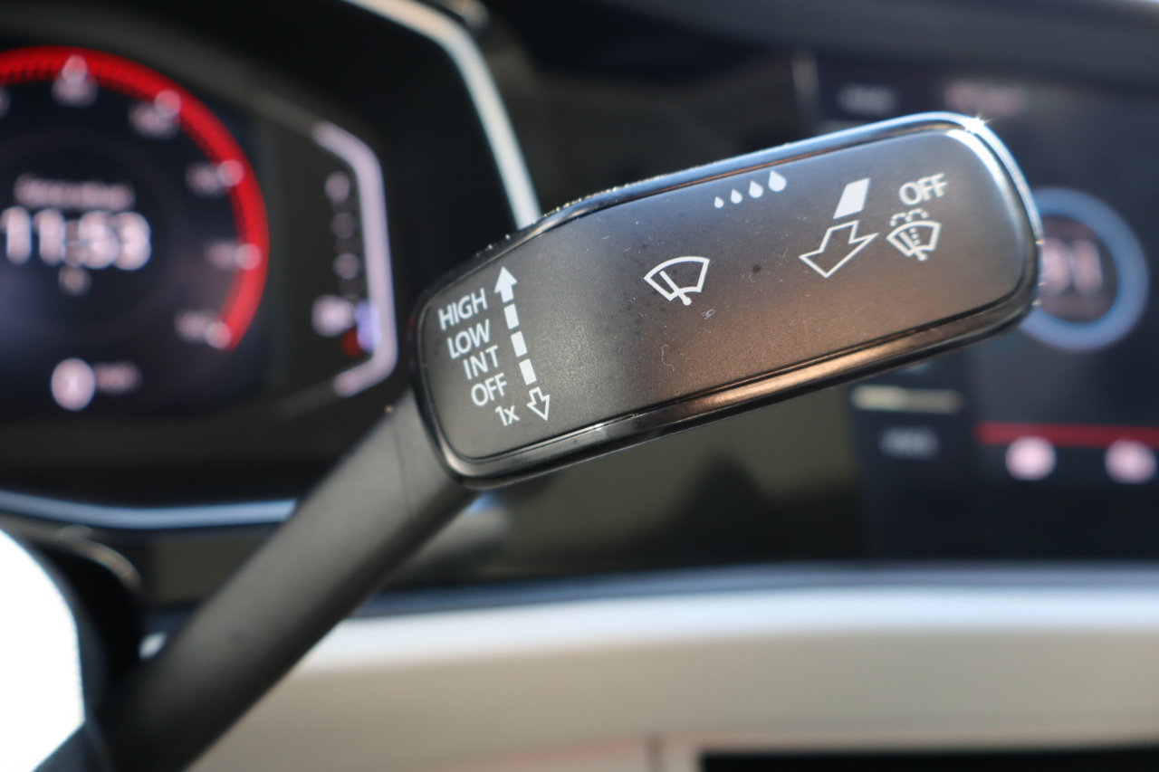 Volkswagen Jetta SEL Premium Auto w/CWP/ULEV 2019