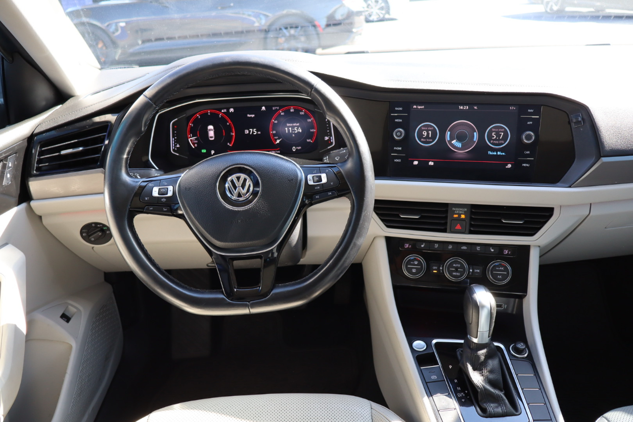 Volkswagen Jetta SEL Premium Auto w/CWP/ULEV 2019