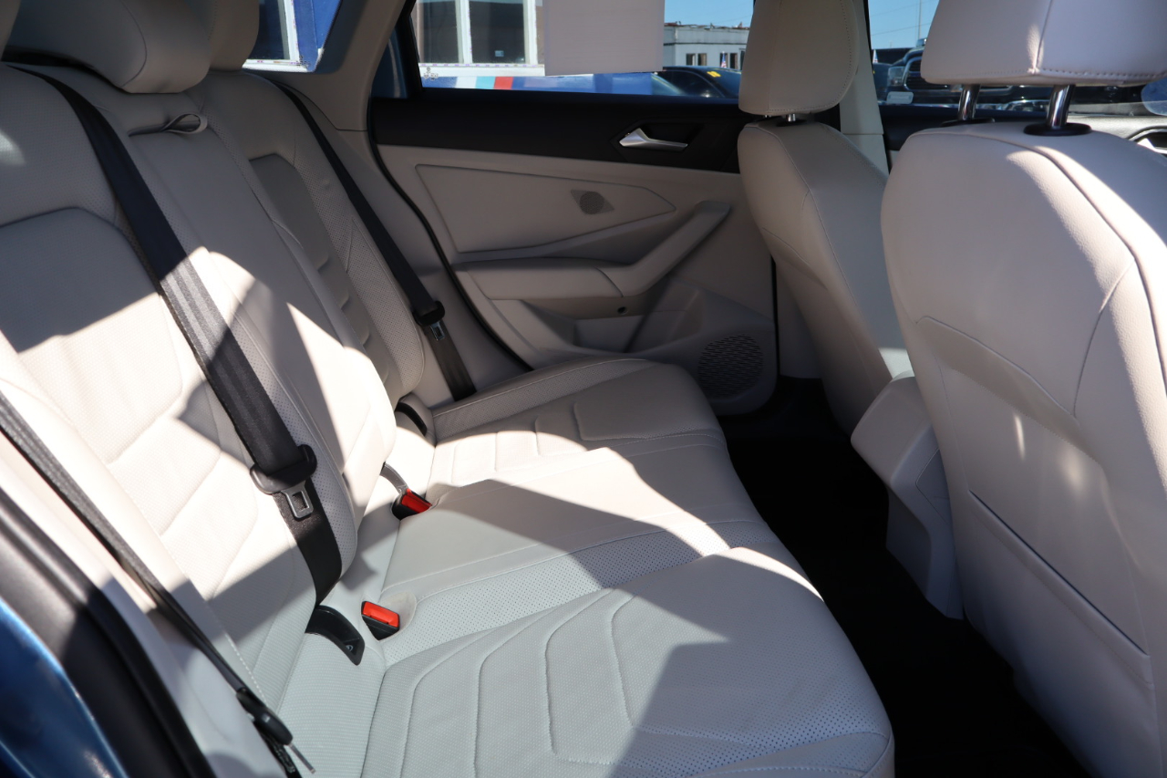 Volkswagen Jetta SEL Premium Auto w/CWP/ULEV 2019