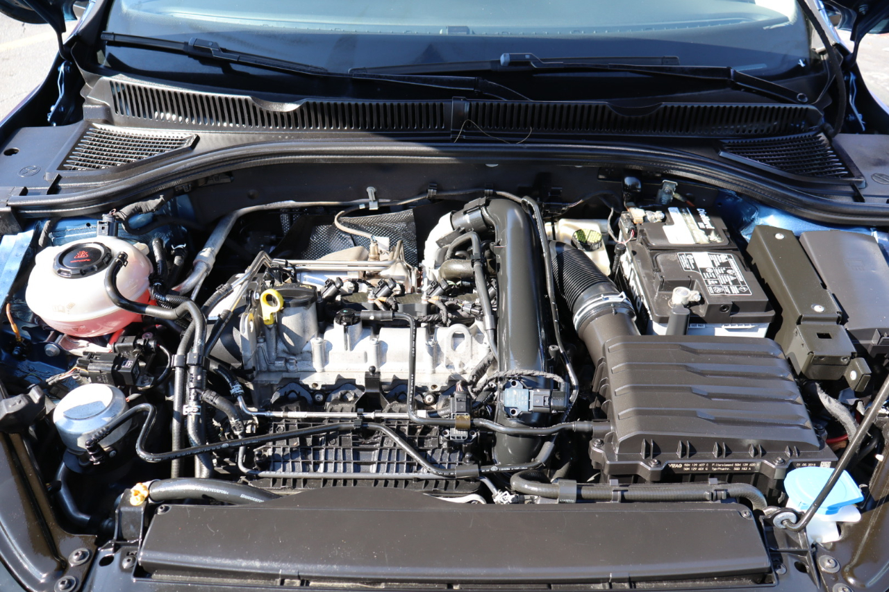 Volkswagen Jetta SEL Premium Auto w/CWP/ULEV 2019