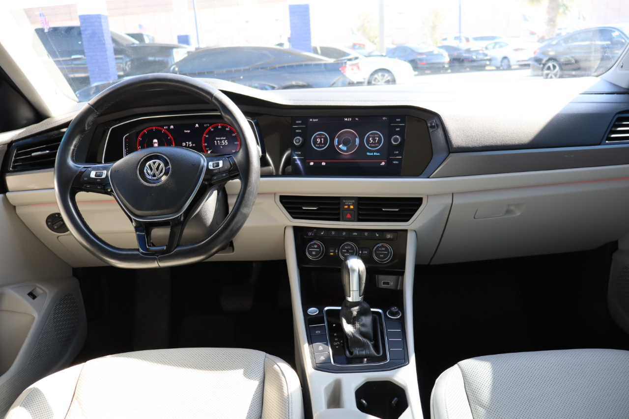 Volkswagen Jetta SEL Premium Auto w/CWP/ULEV 2019