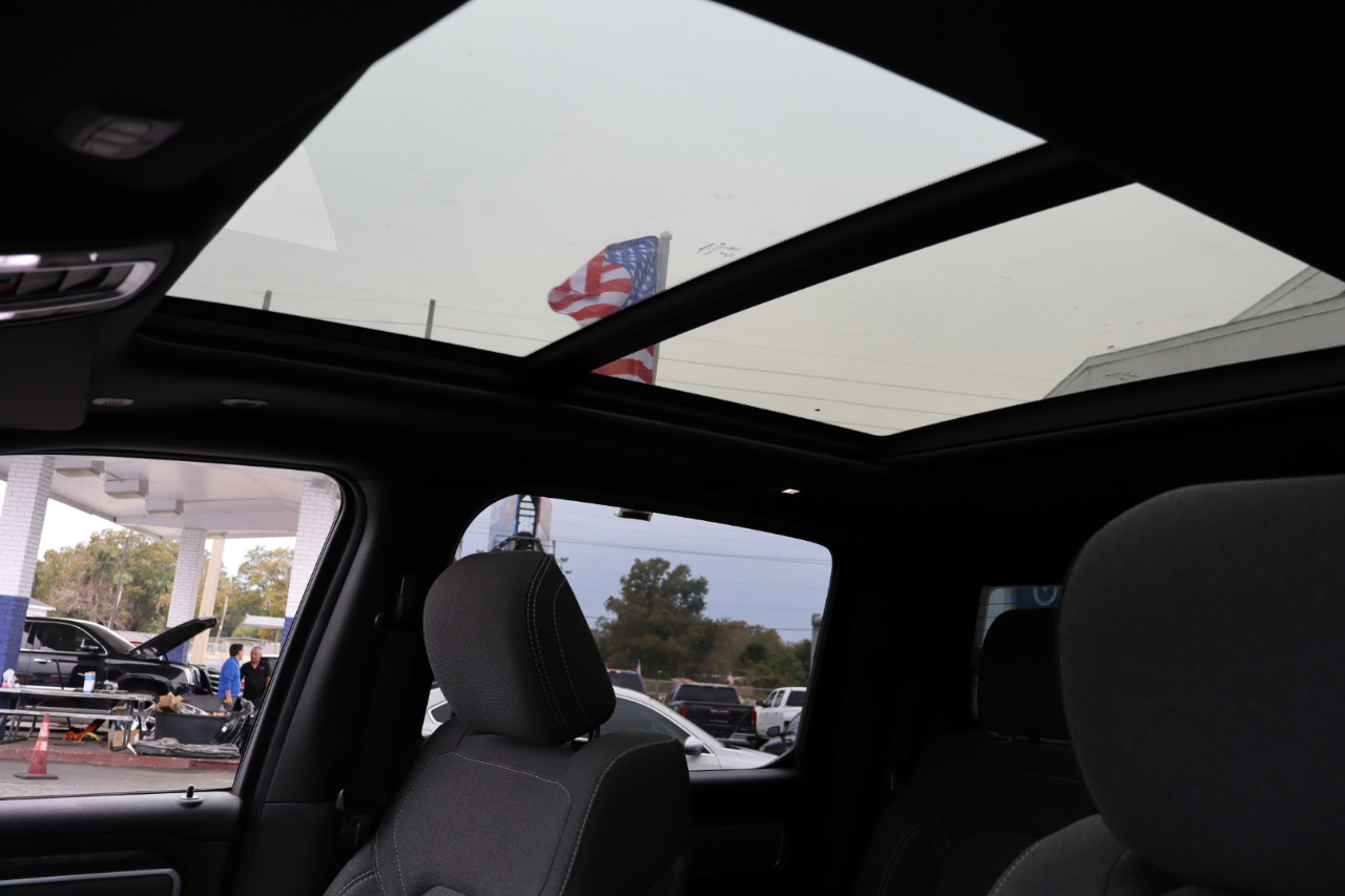 RAM 1500 Big Horn/Lone Star 4x2 Crew Cab 5'7" Box 2019