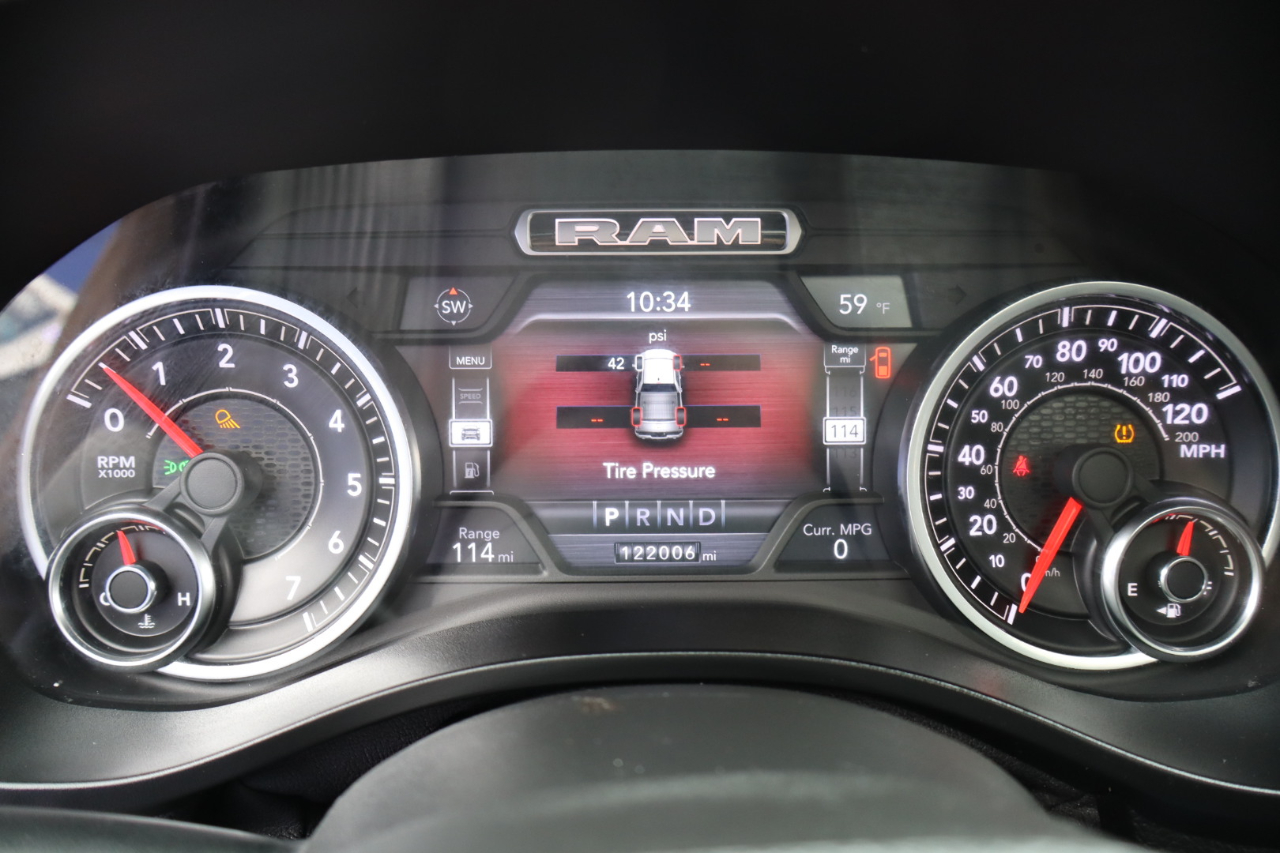 RAM 1500 Big Horn/Lone Star 4x2 Crew Cab 5'7" Box 2019