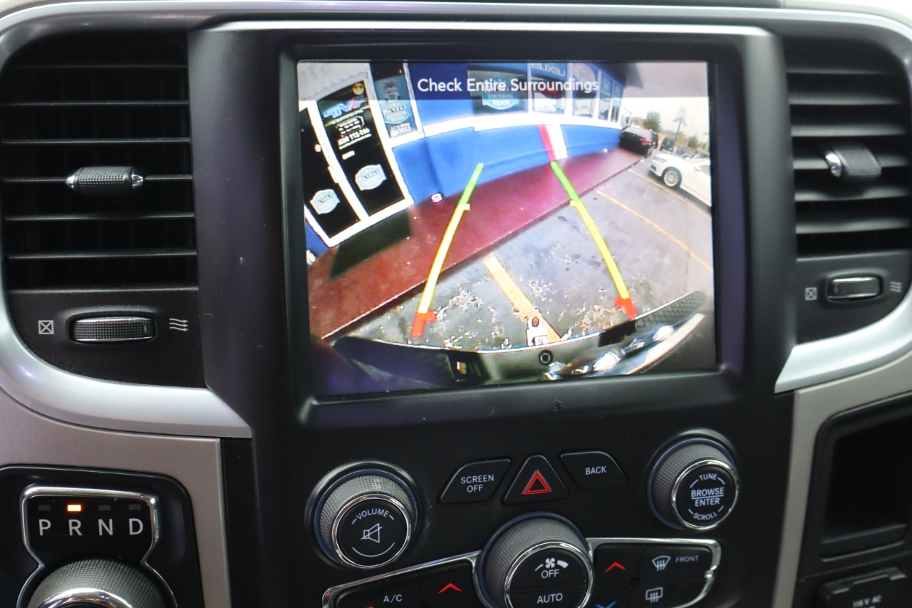 RAM 1500 Big Horn 4x4 Crew Cab 5'7" Box 2017