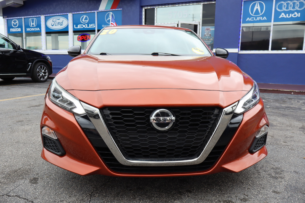 Nissan Altima 2.5 SR Sedan 2020