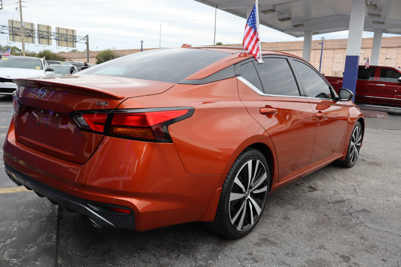 Nissan Altima 2.5 SR Sedan 2020