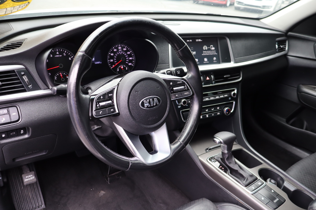 Kia Optima SE Auto 2020