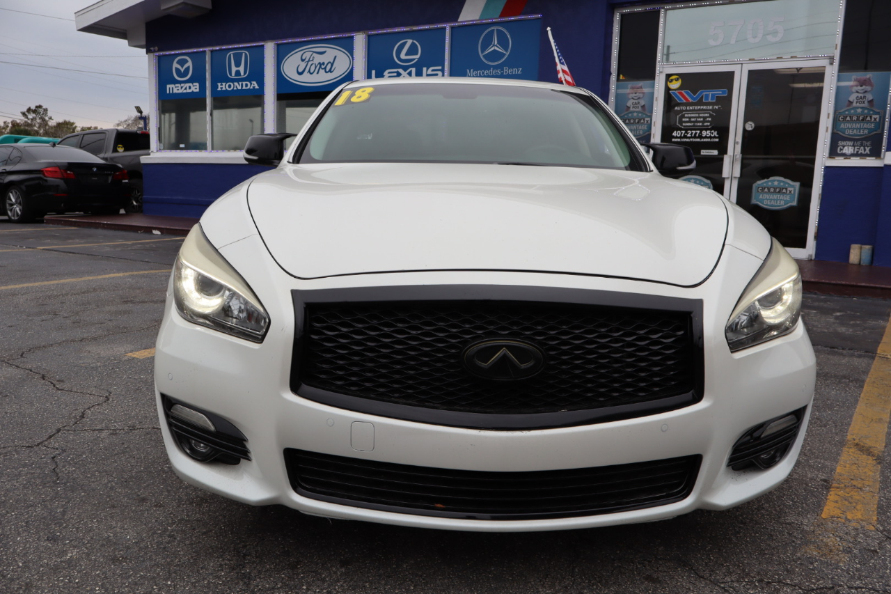 Infiniti Q70 3.7 LUXE RWD 2018