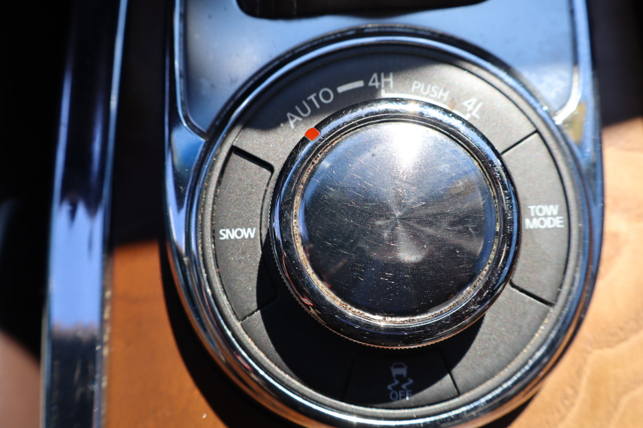 Infiniti QX80 4WD 4dr Limited 2016