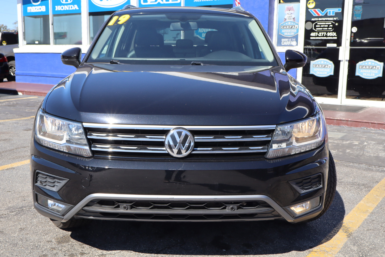 Volkswagen Tiguan 2.0T SEL R-Line Black FWD 2019