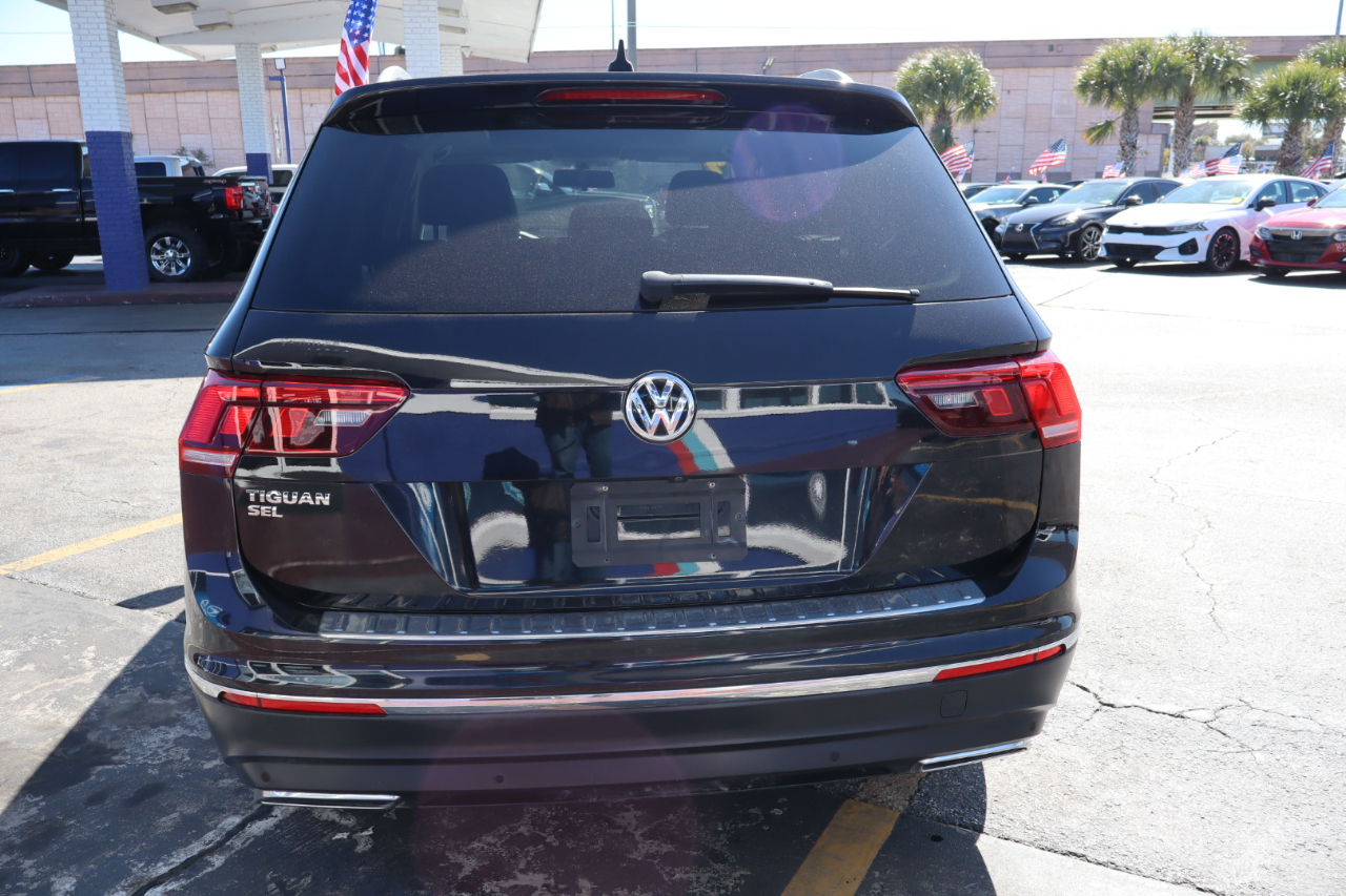 Volkswagen Tiguan 2.0T SEL R-Line Black FWD 2019