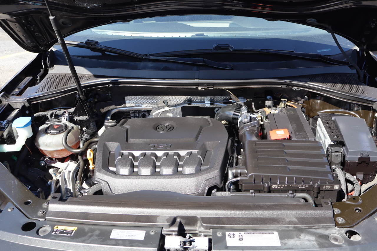 Volkswagen Tiguan 2.0T SEL R-Line Black FWD 2019