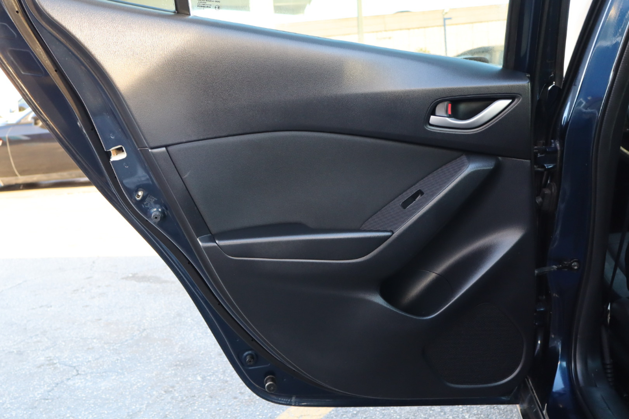 Mazda MAZDA3 4dr Sdn Man i Sport 2016