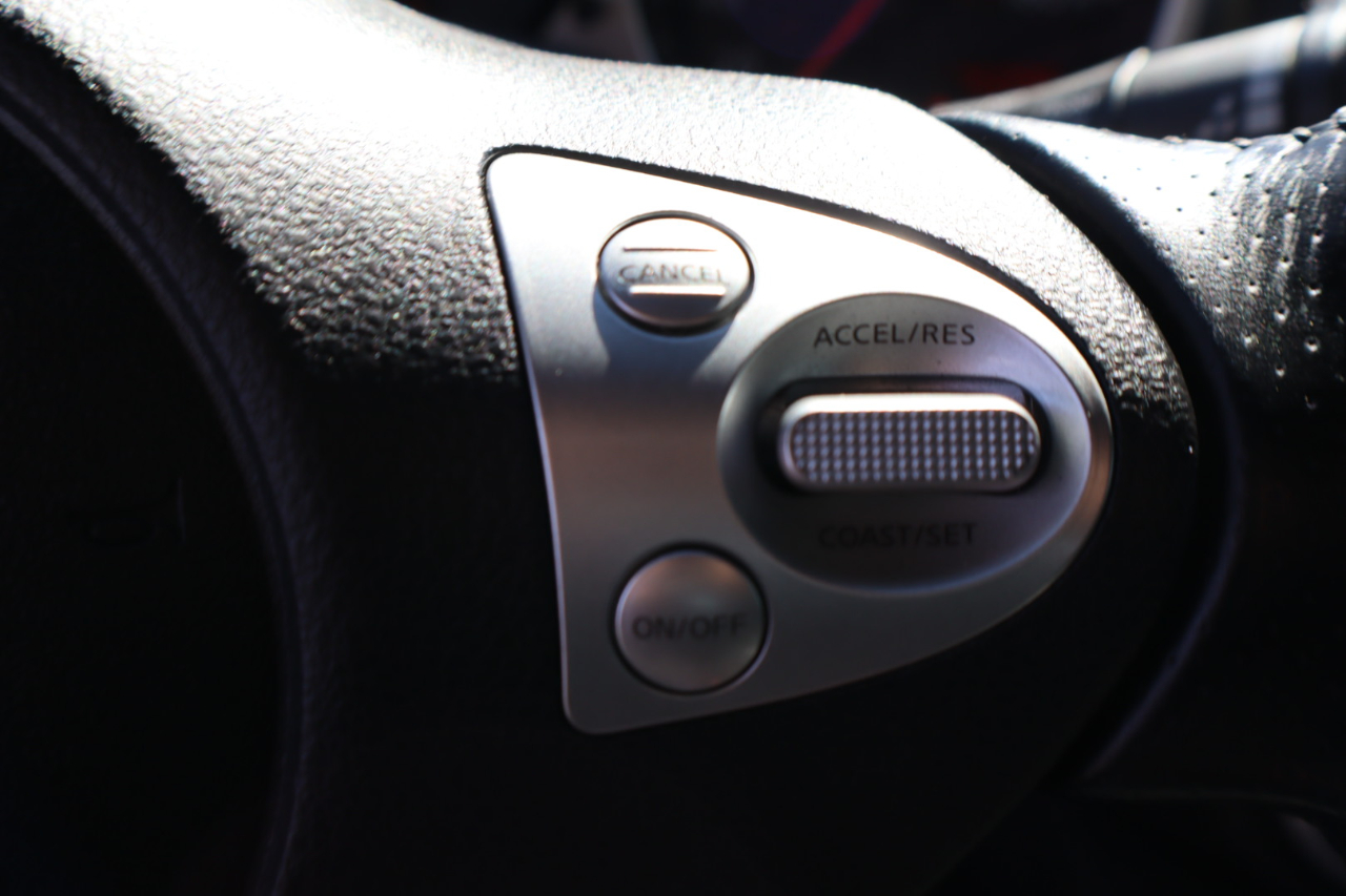 Nissan 370Z 2dr Cpe Auto NISMO Tech 2016