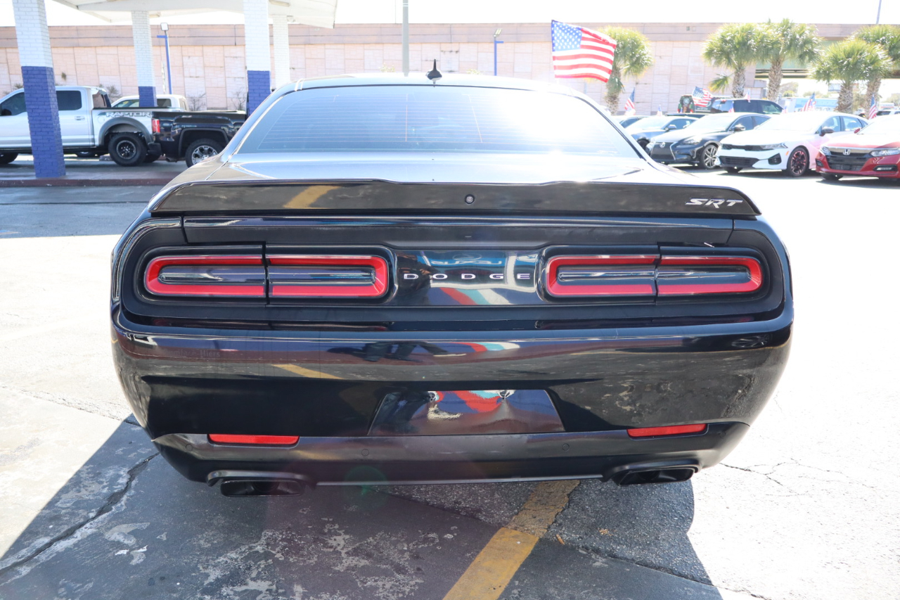 Dodge Challenger SRT 392 Coupe 2017