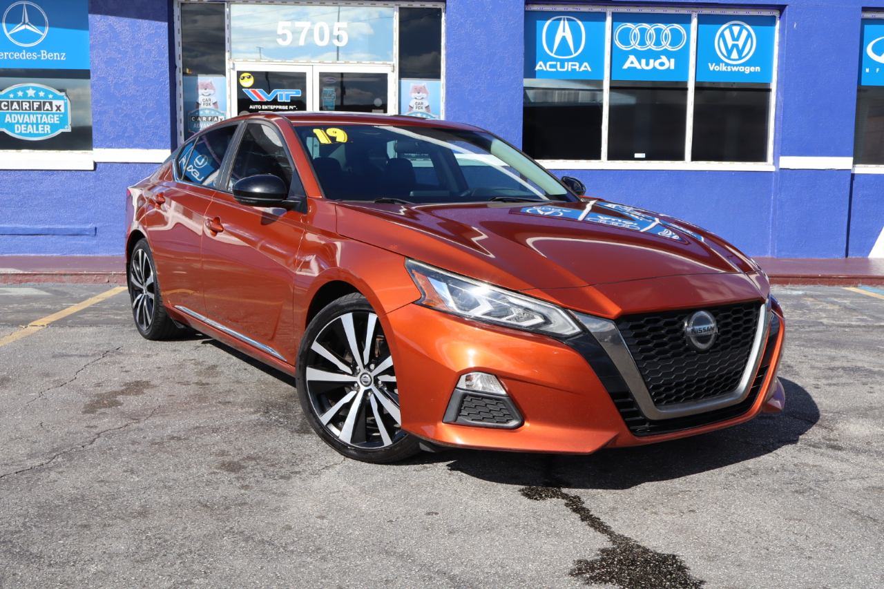 Nissan Altima 2.5 SR Sedan 2019
