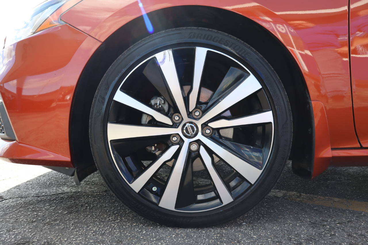 Nissan Altima 2.5 SR Sedan 2019