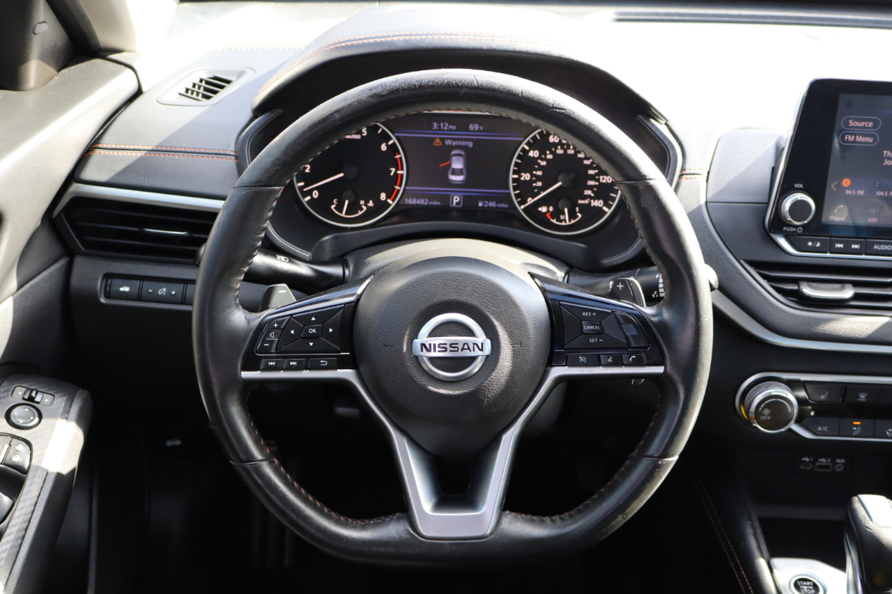 Nissan Altima 2.5 SR Sedan 2019