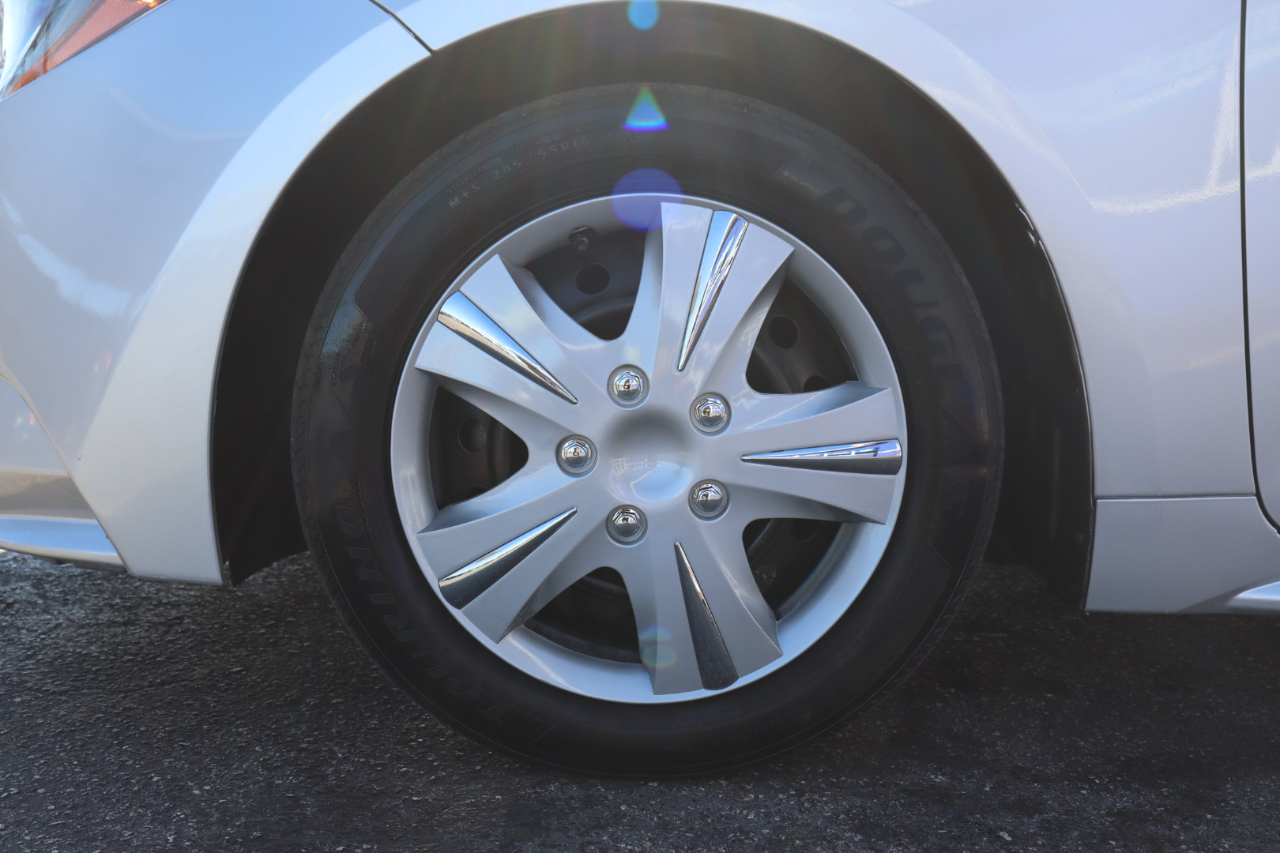 Toyota Corolla LE CVT (Natl) 2023