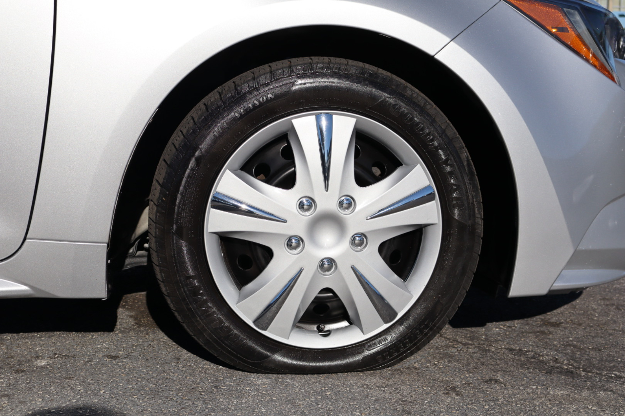 Toyota Corolla LE CVT (Natl) 2023