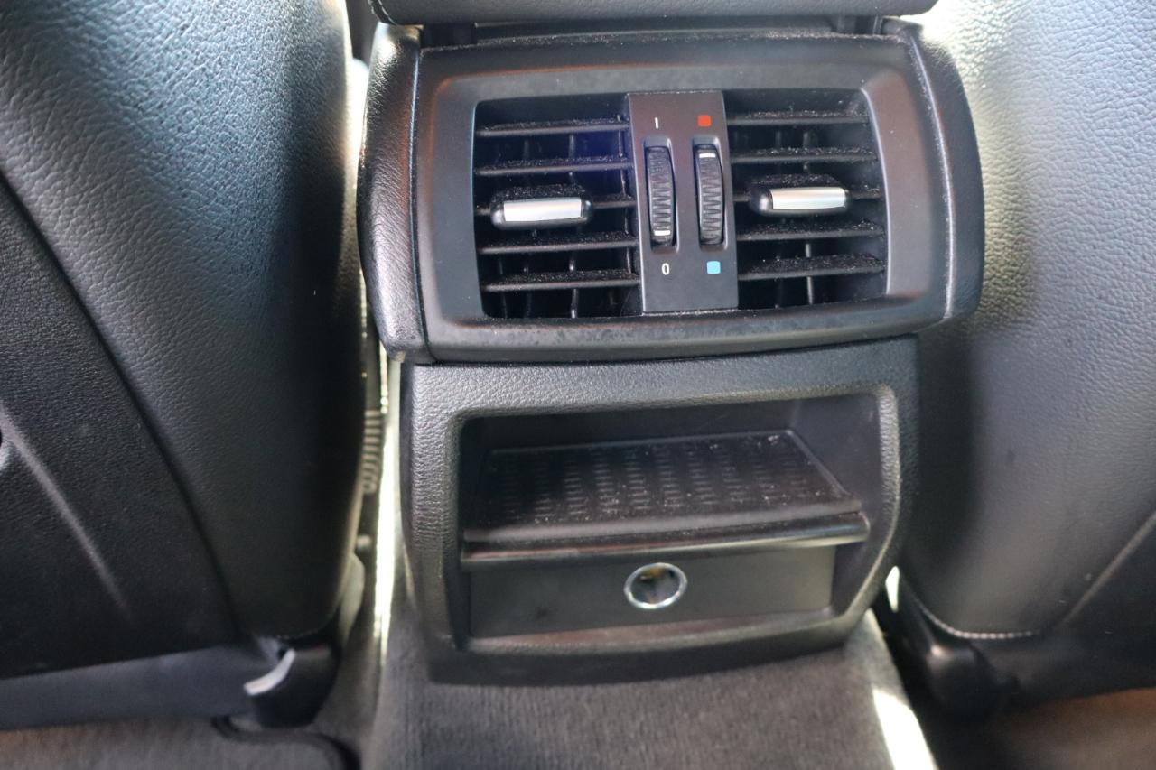 BMW X4 M40i Sports Activity Coupe 2017