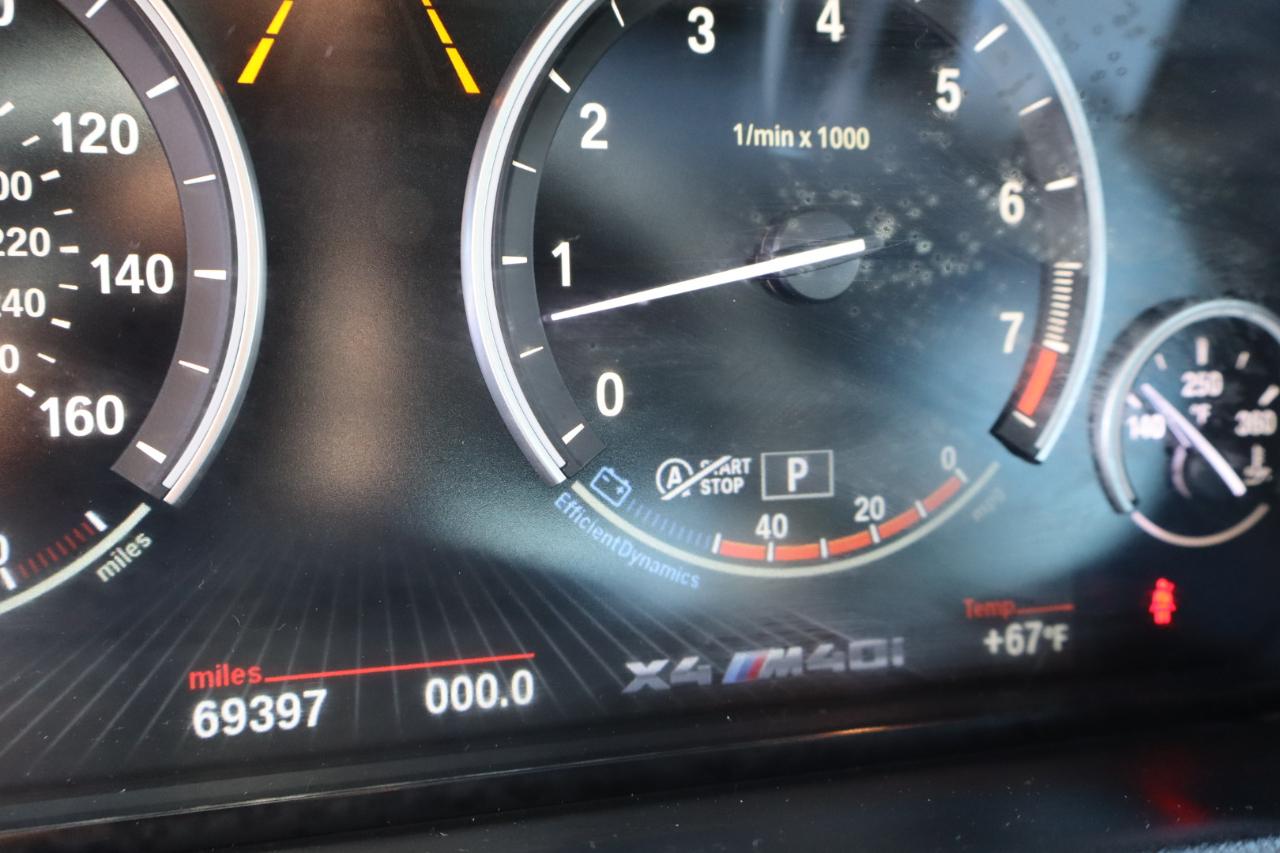 BMW X4 M40i Sports Activity Coupe 2017