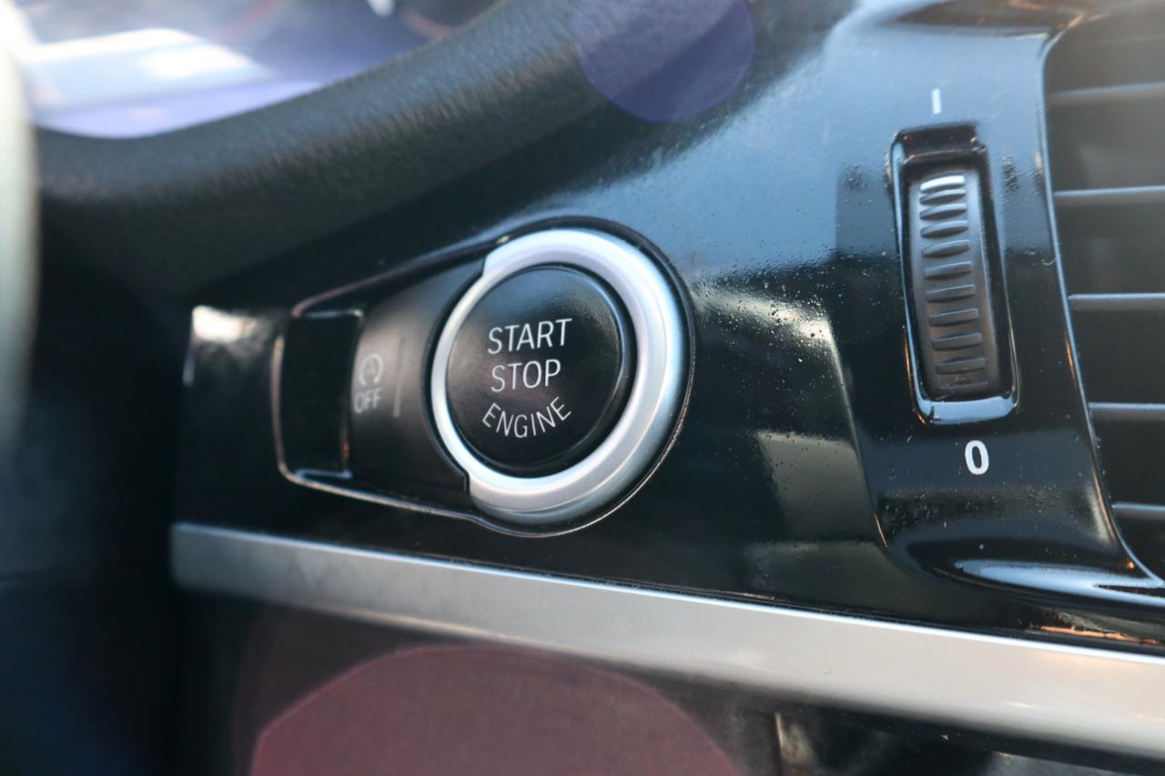 BMW X4 M40i Sports Activity Coupe 2017